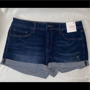 So low rise shortie shorts